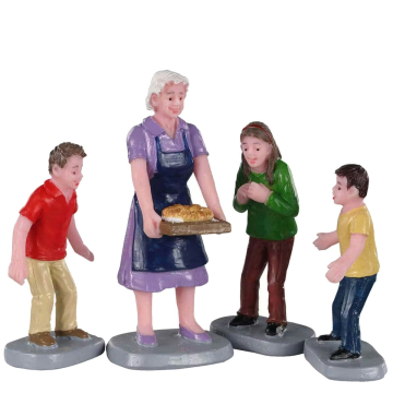 Lemax - Family Tradition - Set van 4
