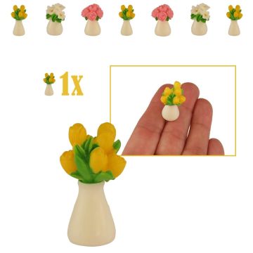 Gele Miniatuur Tulpen in Bloemenvaas