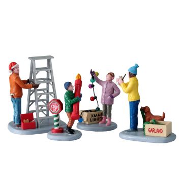 Lemax - Getting Ready To Decorate - Set of 4