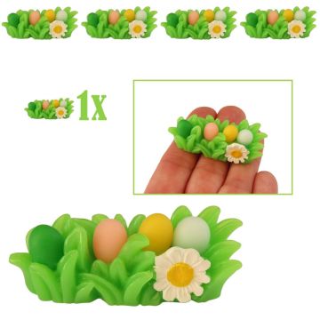Miniatuur Plant met Verstopte Paaseieren