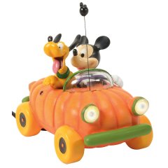 Department 56 - Arriving In Style