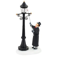 Department 56 - Lighting The Lane
