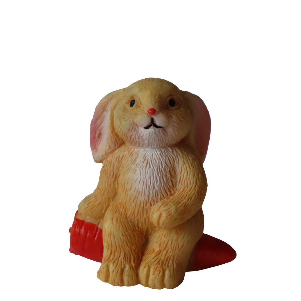Miniatuur Hangoorkonijn op Wortel - 4cm - - Hars -